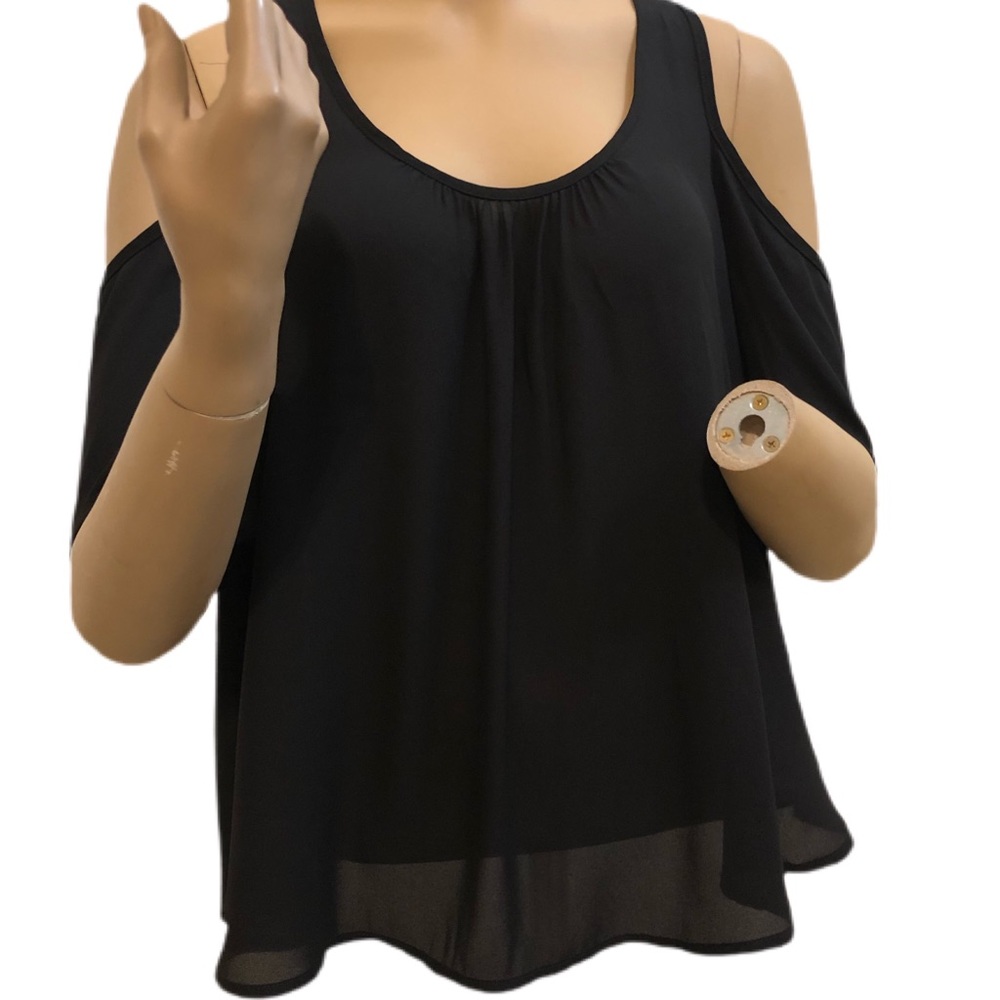 Lush black flowing cold shoulder tank top